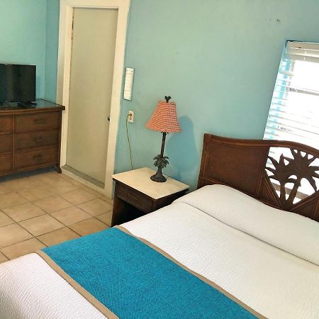 The Pelican Key Largo Cottages Экстерьер фото