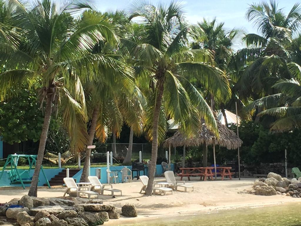 The Pelican Key Largo Cottages Экстерьер фото