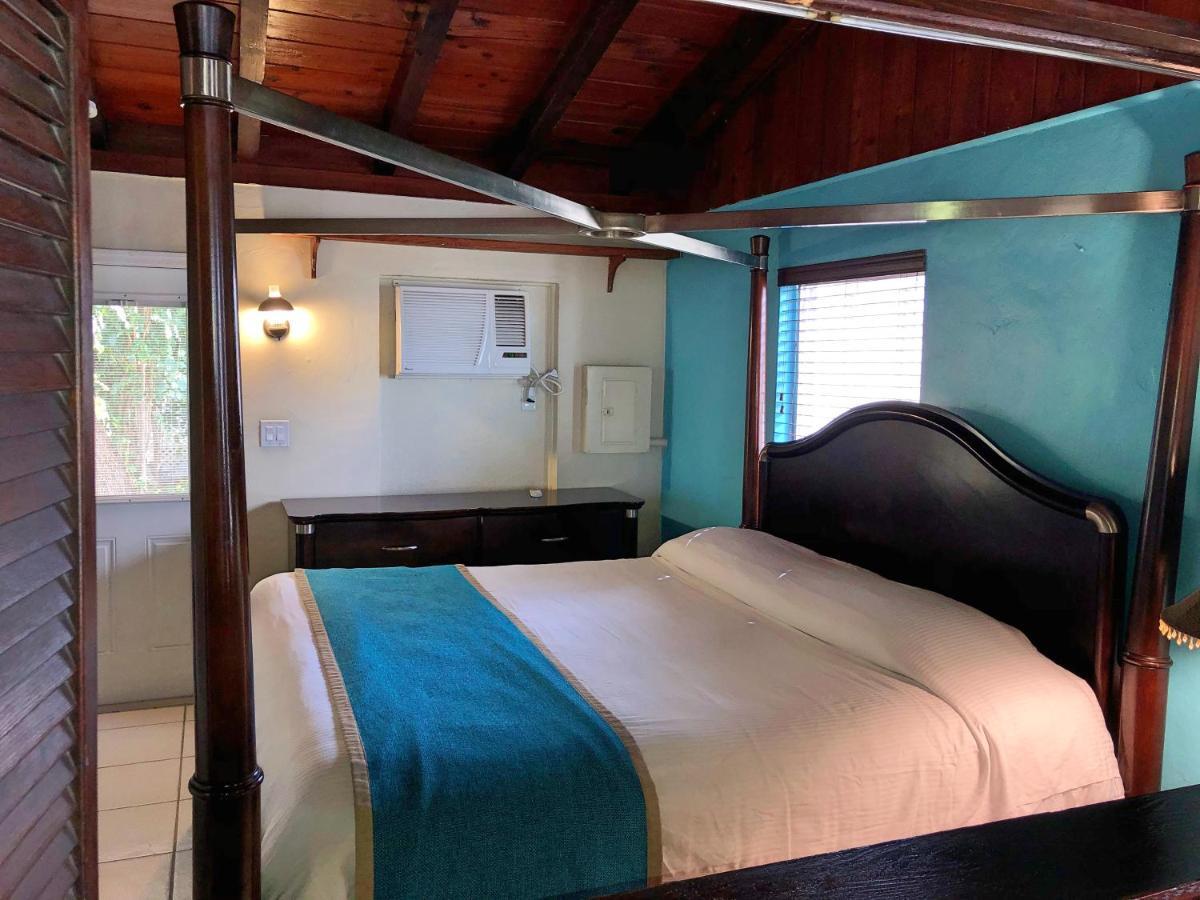 The Pelican Key Largo Cottages Экстерьер фото